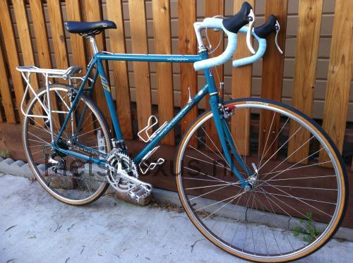 Fuji Saratoga specificaties